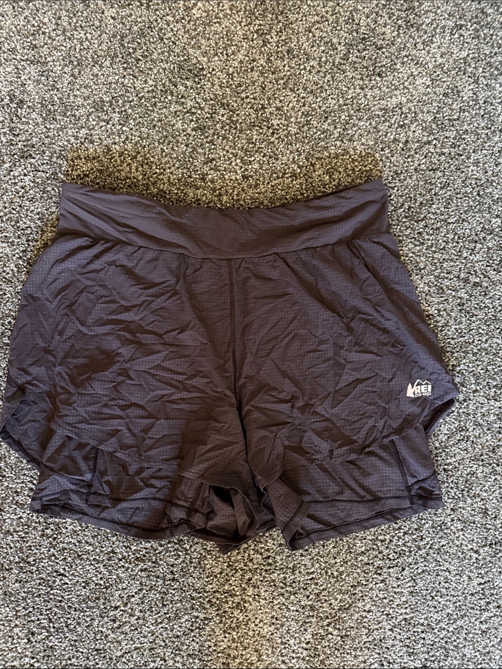 REI Switftland 2-in-1 Women's Black Running Shorts